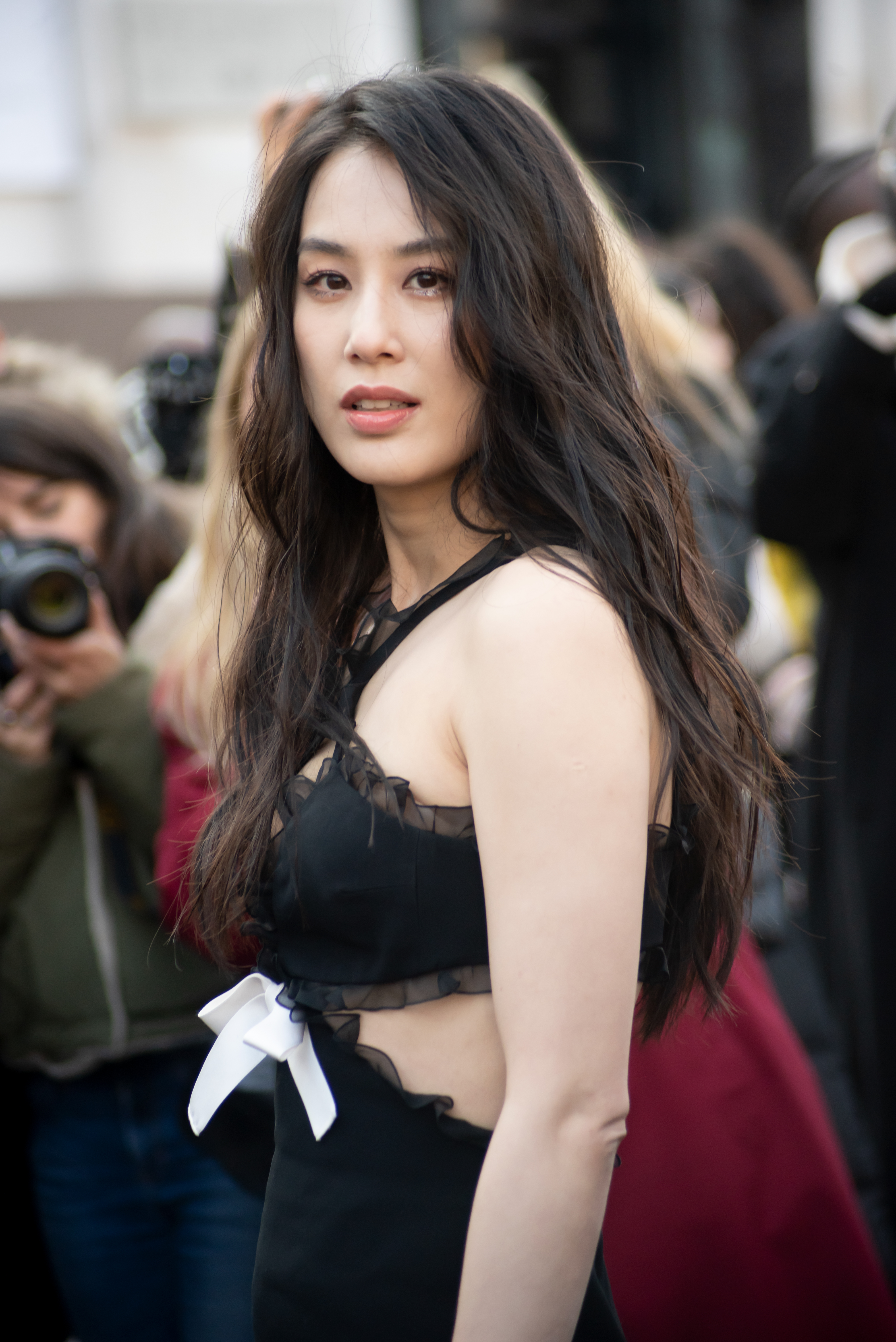 — france paris fashion pfw womenswear fw23 03 03 2023 giambatista valli huang shengyi